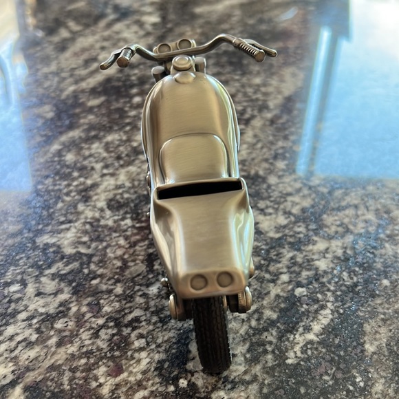 Mini motorcycle coin bank - Picture 3 of 7